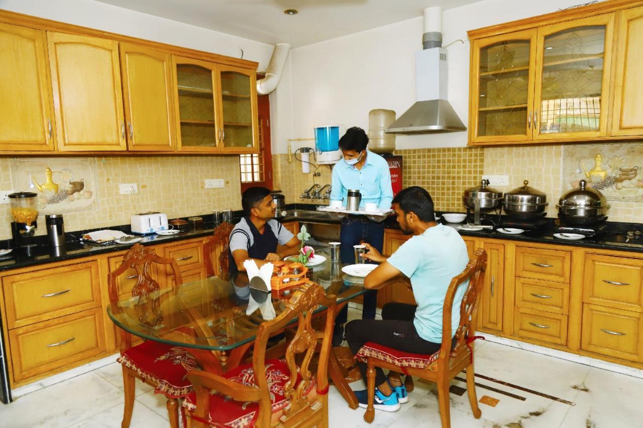 Angel Nri B&B Greater Noida Exterior foto